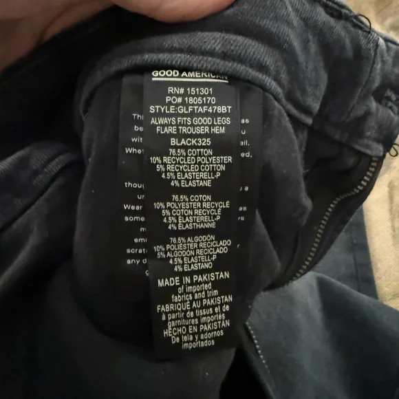 Good American Women’s Dark Gray Slim Flare Jeans - Picture 6 of 6